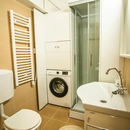 Spacious Apartment In Central Kecskemet Exterior photo